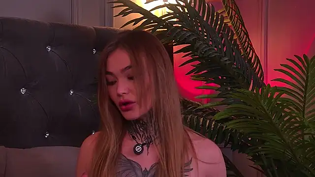 Megan Fox - Jerkroulette Model